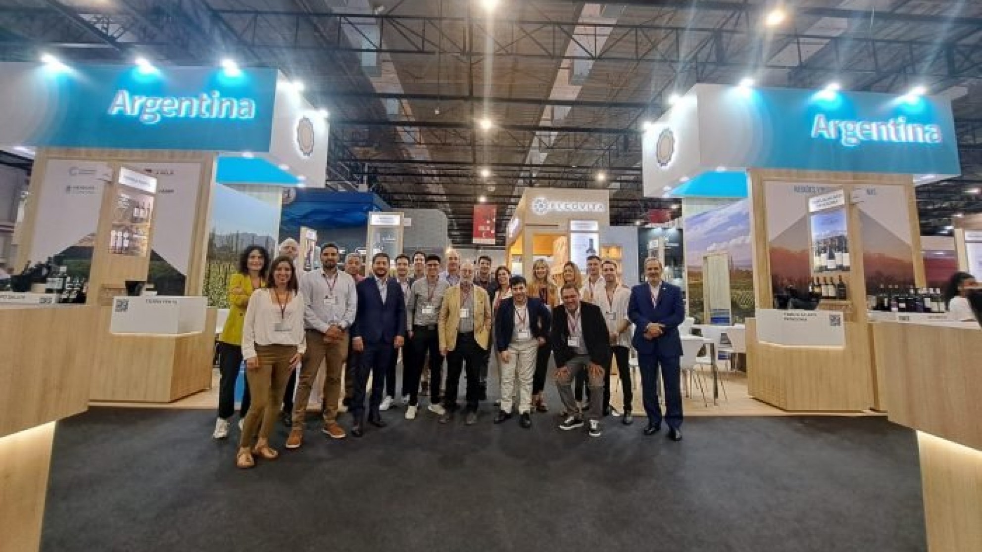 Bodegas y pymes de Mendoza promocionaron sus vinos en ProWine San Pablo